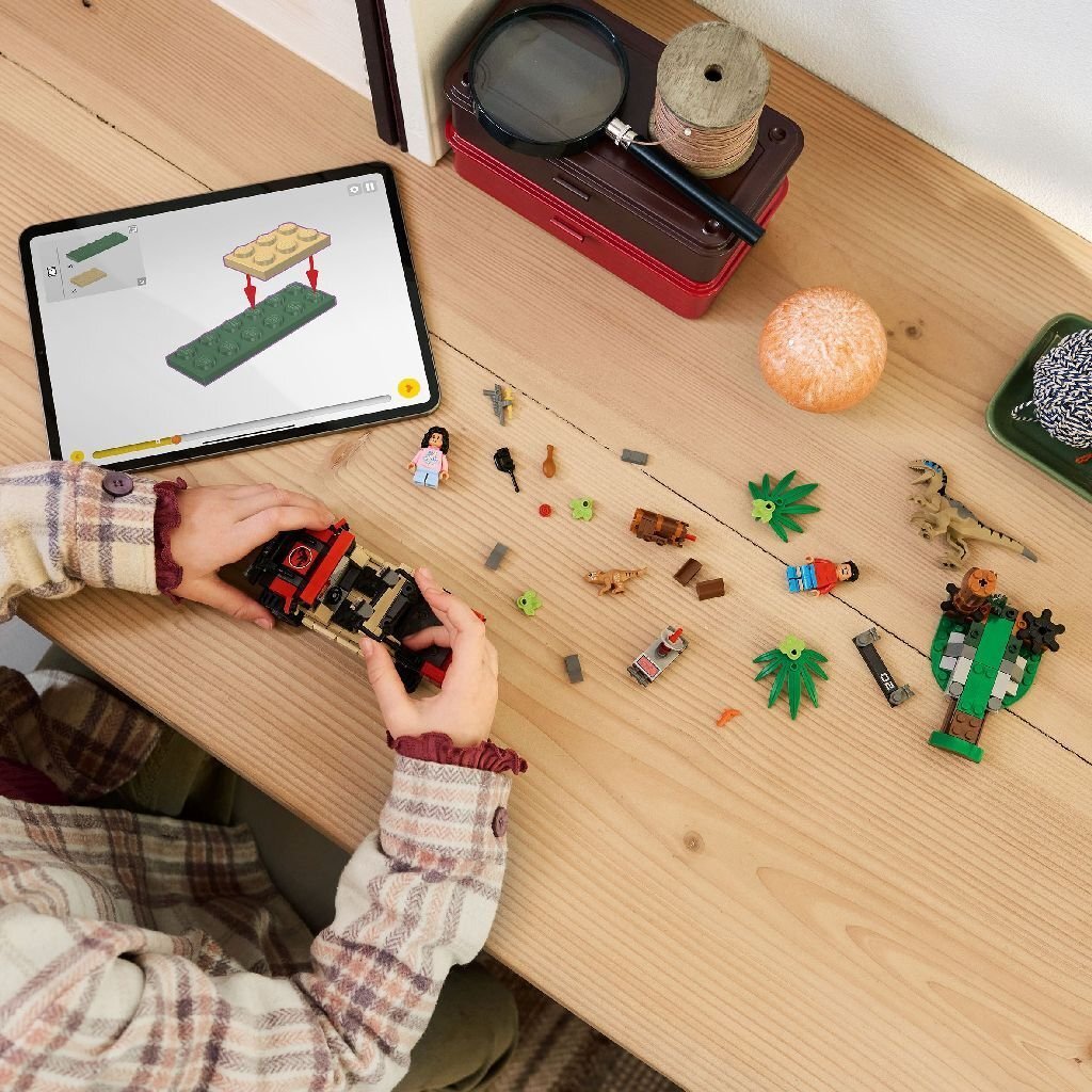 Lego Jurassic World 76972 Offroad Raptorontsnapping