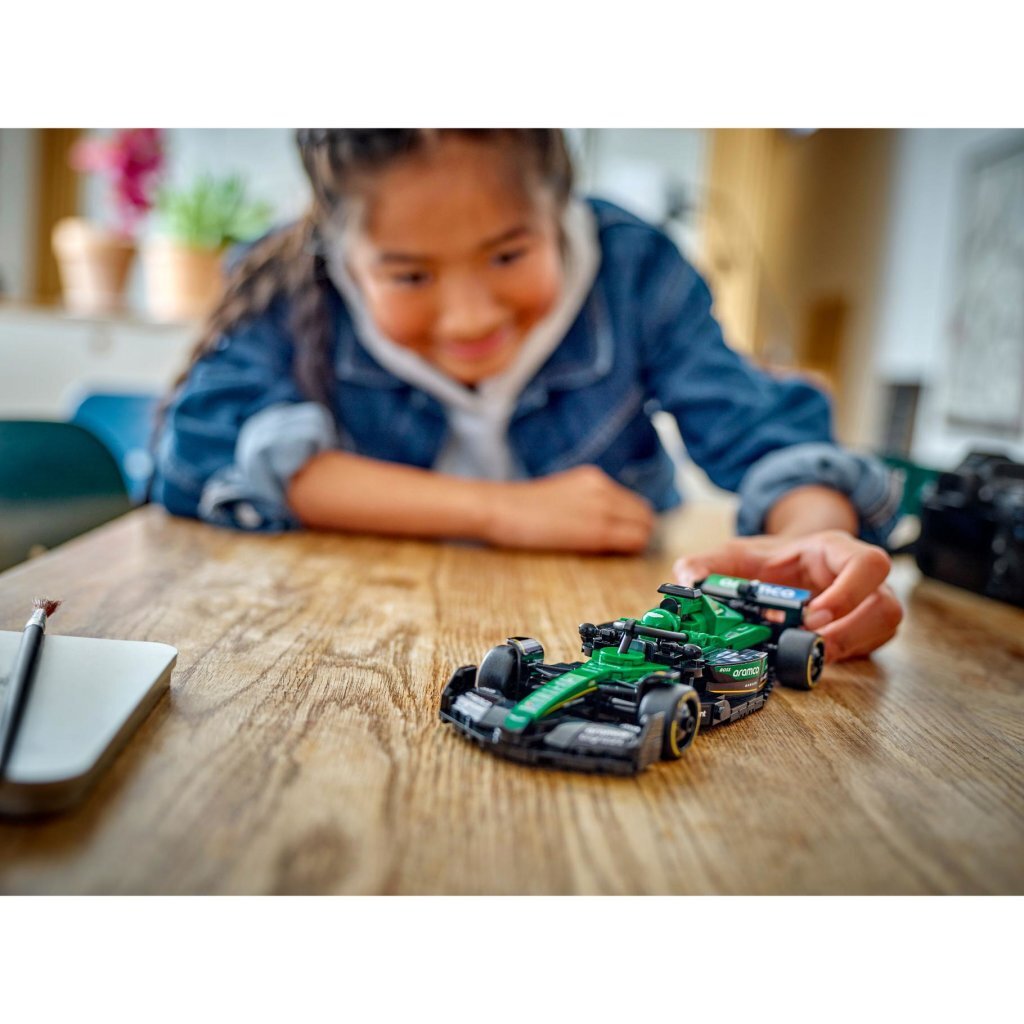 Lego Speed Champions 77245 Aston Martin Aramco F1 Amr24 Racewagen