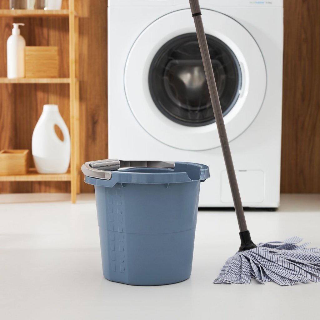 Rotho Daily Emmer Met Schaalverdeling 10L Horizon Blauw