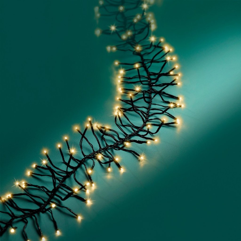 Lumineo Cluster Led Snoer Voor Buiten 2040 Leds 1900 Cm Soft Gold Licht Zwart